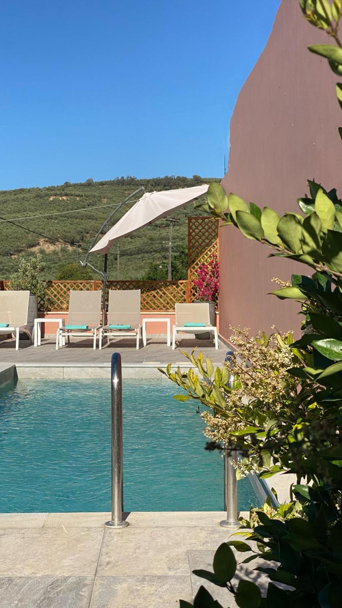 Arch Houses - Sharing Pool Spiliá Eksteriør bilde